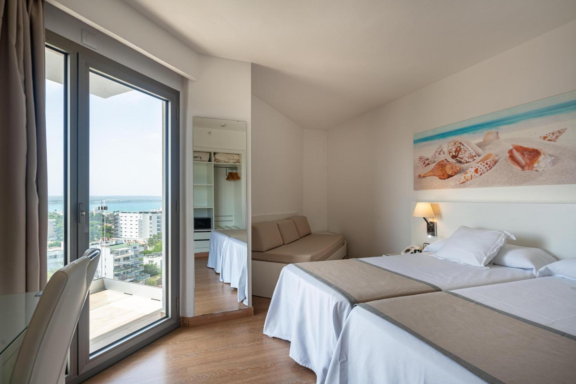 Double or Twin Room Sea View,1528230187:JPEG
