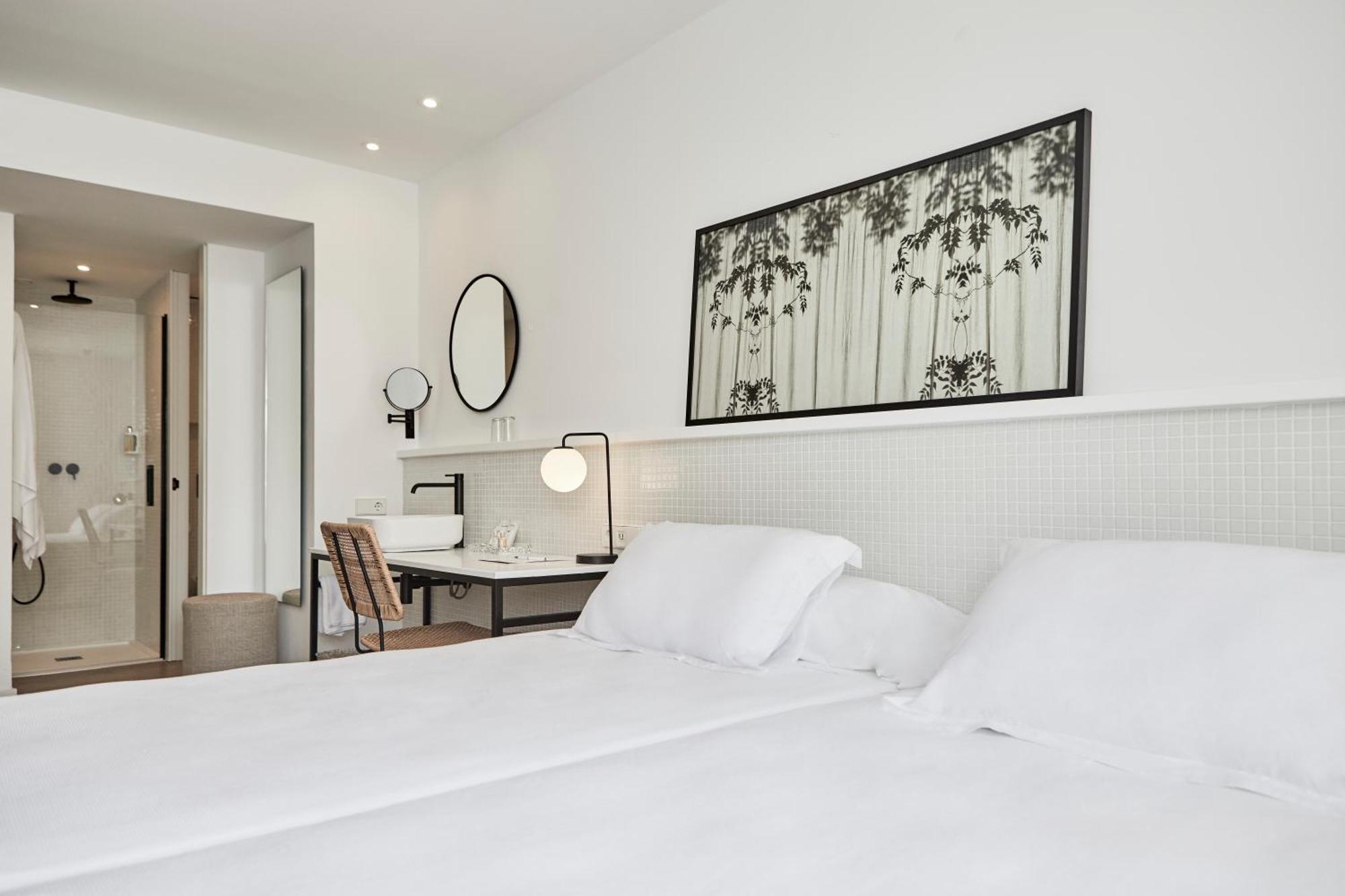 Triple Room Balcony,1272341794:JPEG